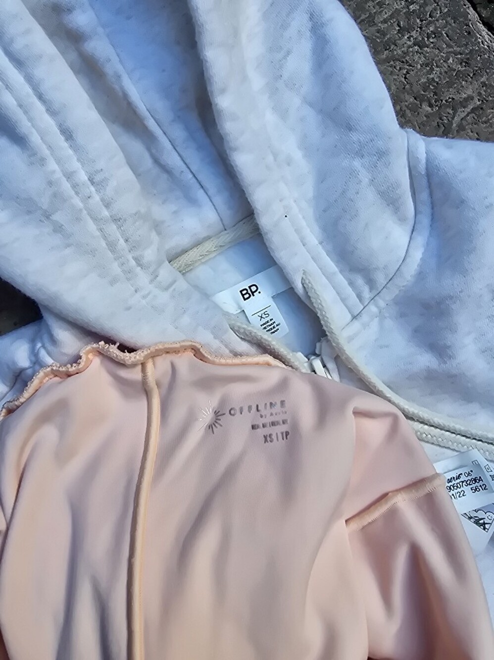 Offline High Waisted Peach Athletic Shorts And Cropped BP Zip Up Set Athletic - Picture 9 of 9